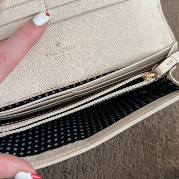 Kate spade wallet - Picture 4 of 4
